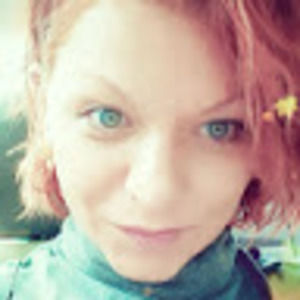 Meet your Posher, Lina